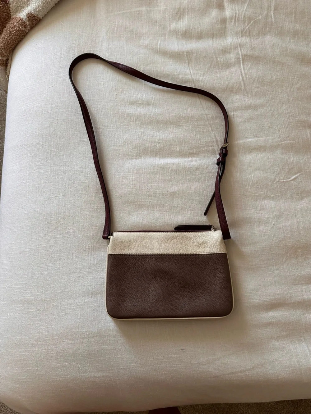 EUC Kate Spade Brown and Cream Leather Crossbody